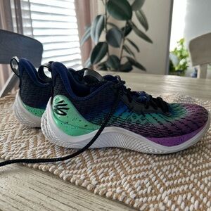 Curry Youth Basketball Shoes